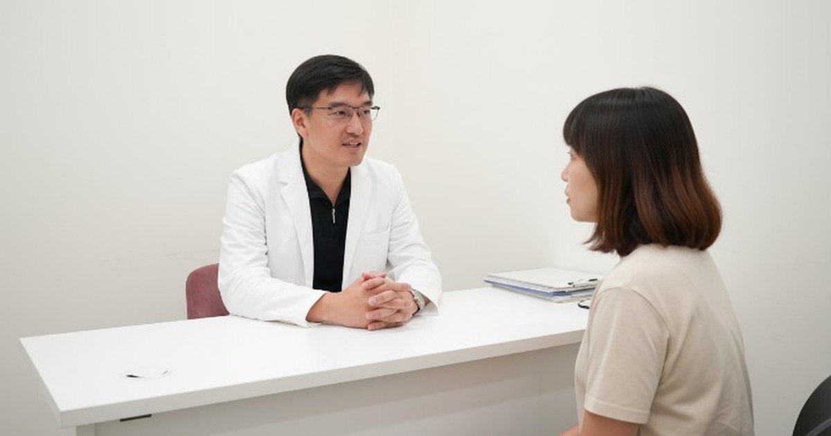 刷酸保養常見問題解析的圖片說明,展示刷酸產品與使用情境
